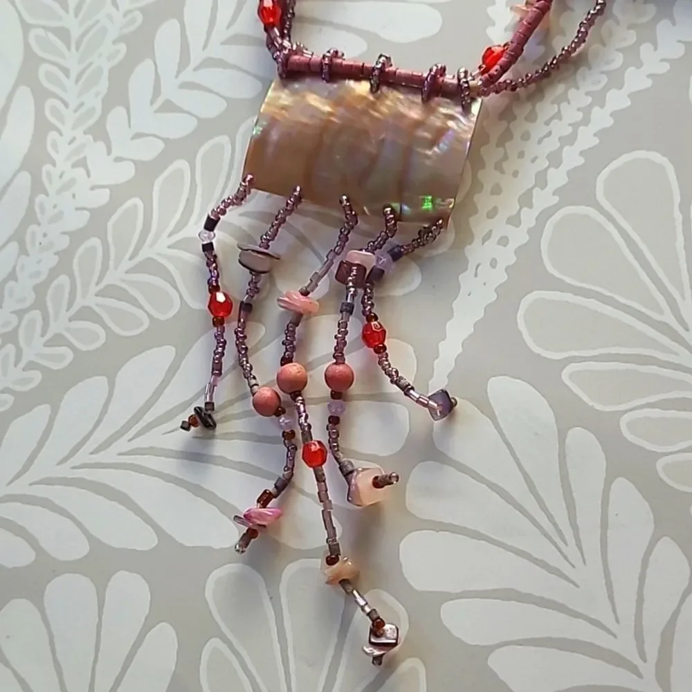 Vintage 70s Pink Shell Necklace